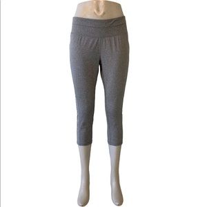 Women’s Gray Capri leggings with Coral Design